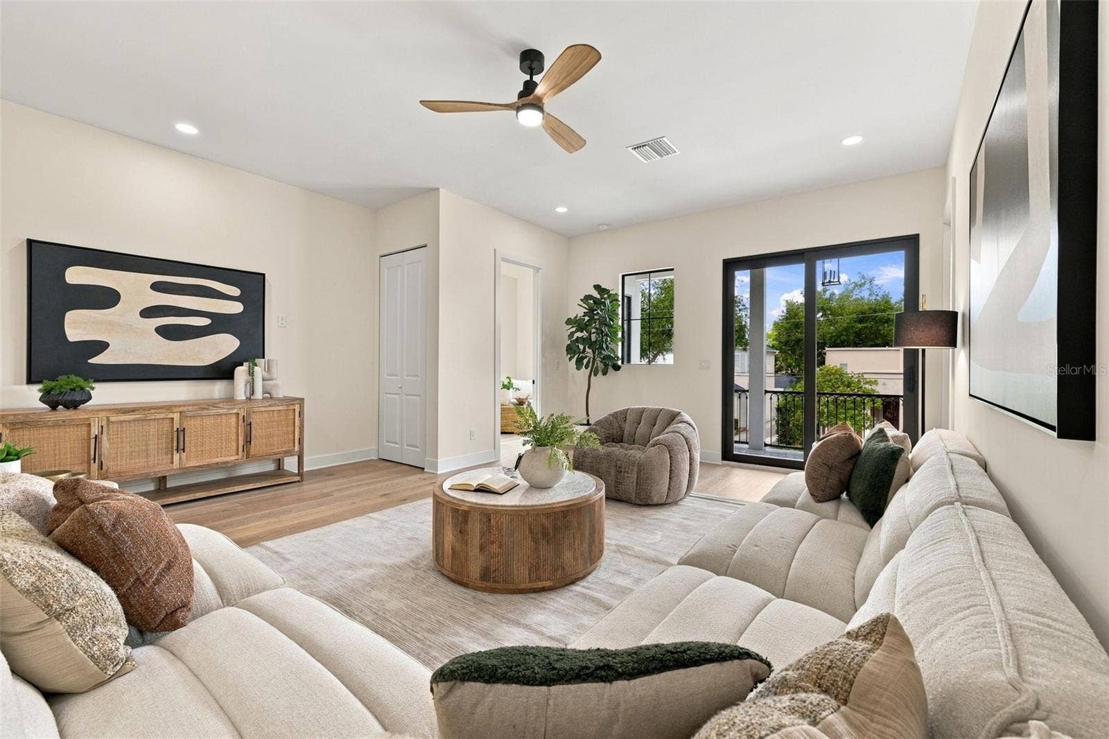 3604 W LEONA STREET, Tampa, FL 33629