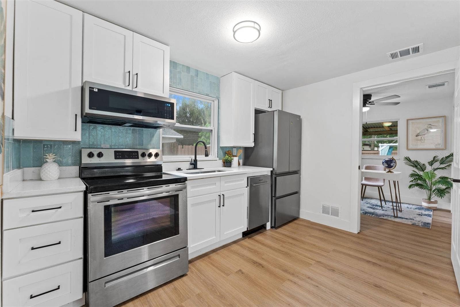 3820 40TH AVENUE N, St Petersburg, FL 33714