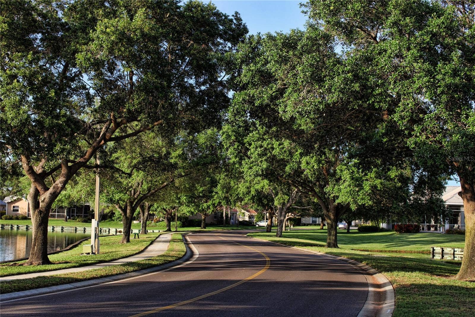 495 ST TROPEZ CIRCLE NE, St Petersburg, FL 33703