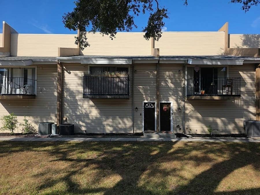 Property photo for 5451 SWEETWATER TERRACE CIRCLE, Tampa, FL