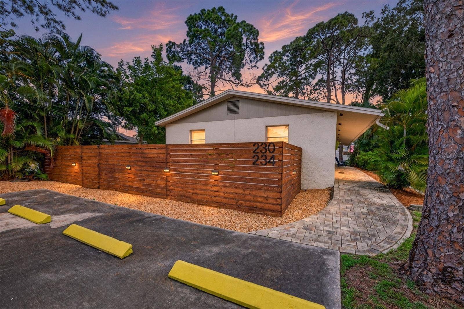 230 48TH AVENUE N, St Petersburg, FL 33703 230 48th Ave N