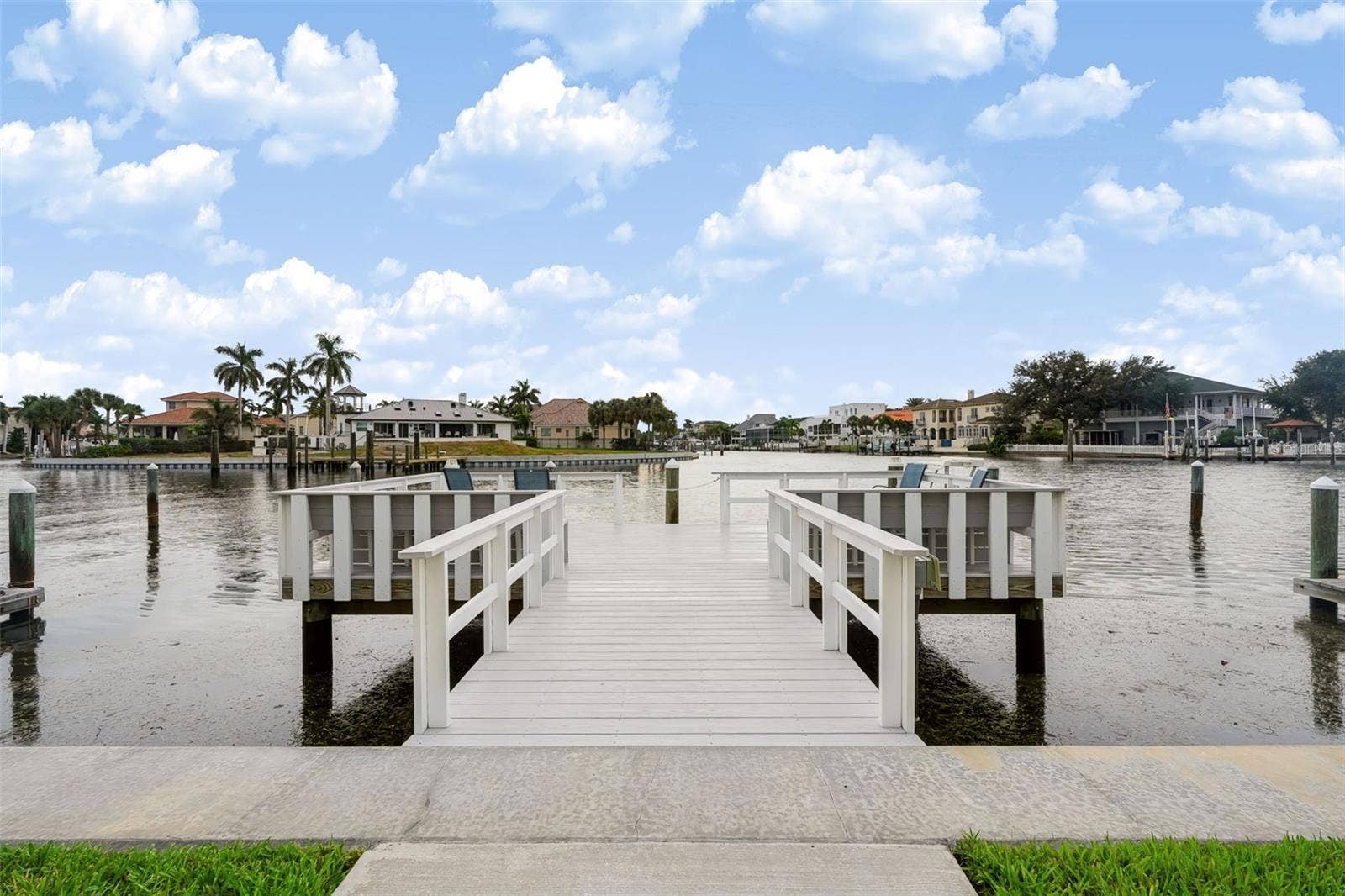 719 PINELLAS BAYWAY S, #311, St Petersburg, FL 33715 719 PINELLAS BAYWAY S, #311, St Petersburg, FL 33715