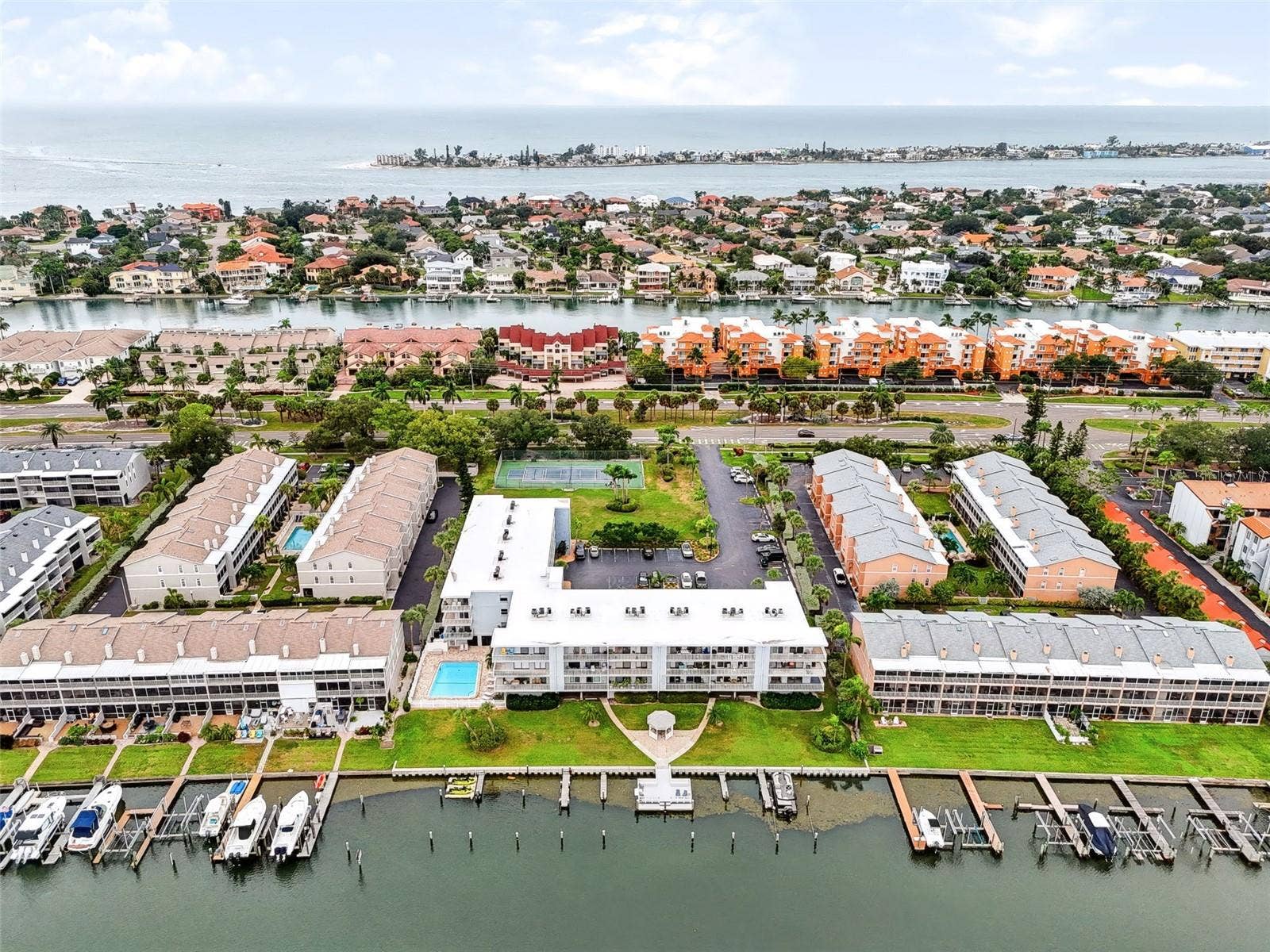 719 PINELLAS BAYWAY S, #311, St Petersburg, FL 33715 719 PINELLAS BAYWAY S, #311, St Petersburg, FL 33715