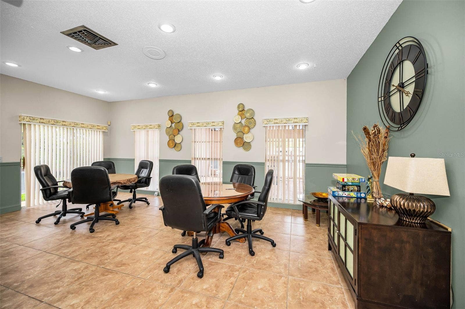 2957 FLINT DRIVE S, Clearwater, FL 33759