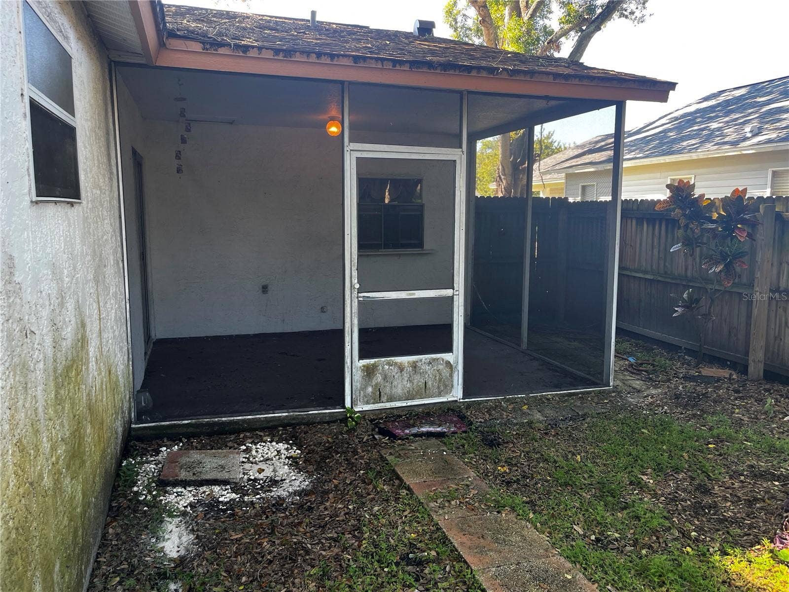 1890 FEATHER TREE CIRCLE, Clearwater, FL 33765 1890 FEATHER TREE CIRCLE, Clearwater, FL 33765