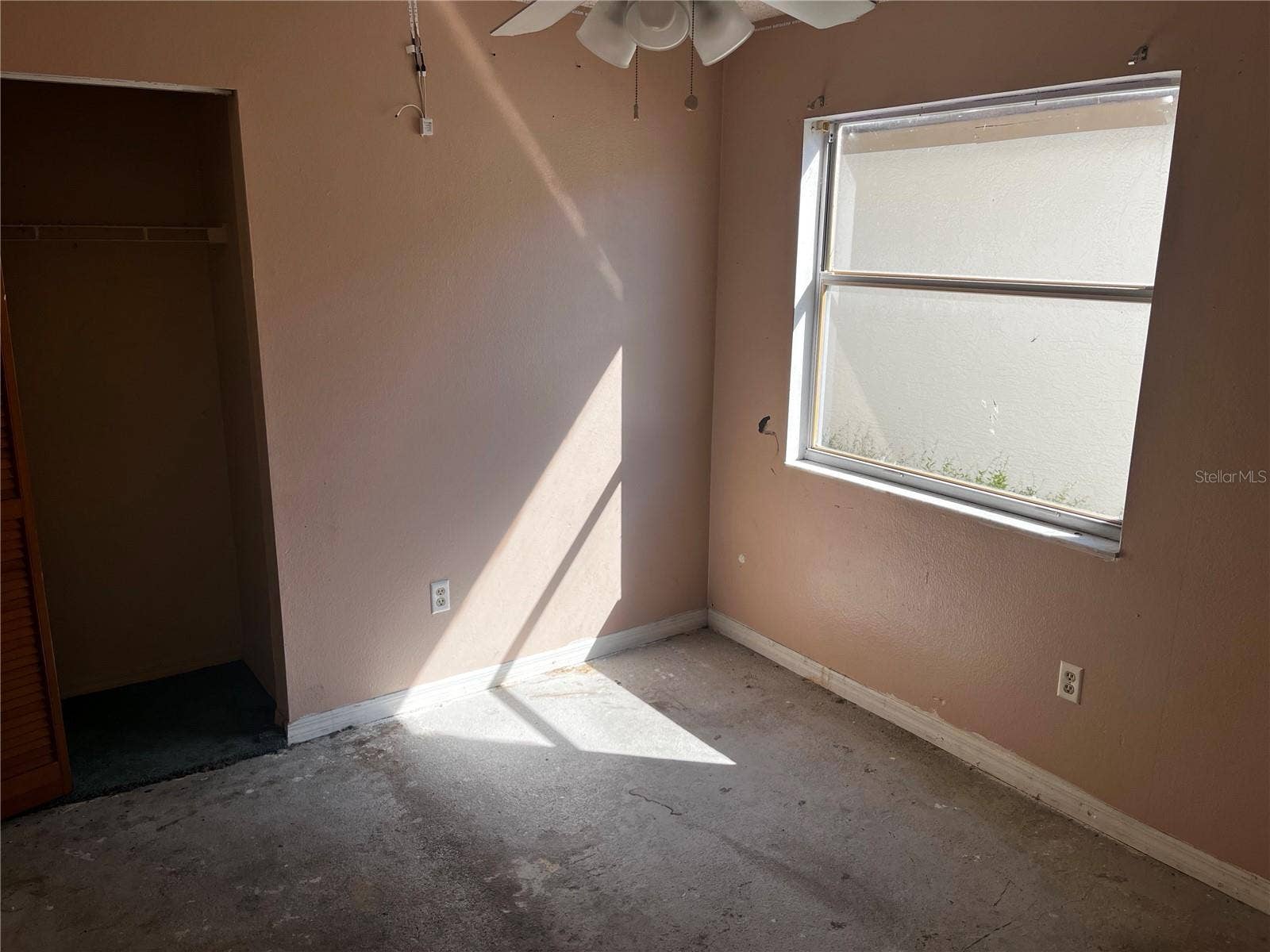 1890 FEATHER TREE CIRCLE, Clearwater, FL 33765 1890 FEATHER TREE CIRCLE, Clearwater, FL 33765