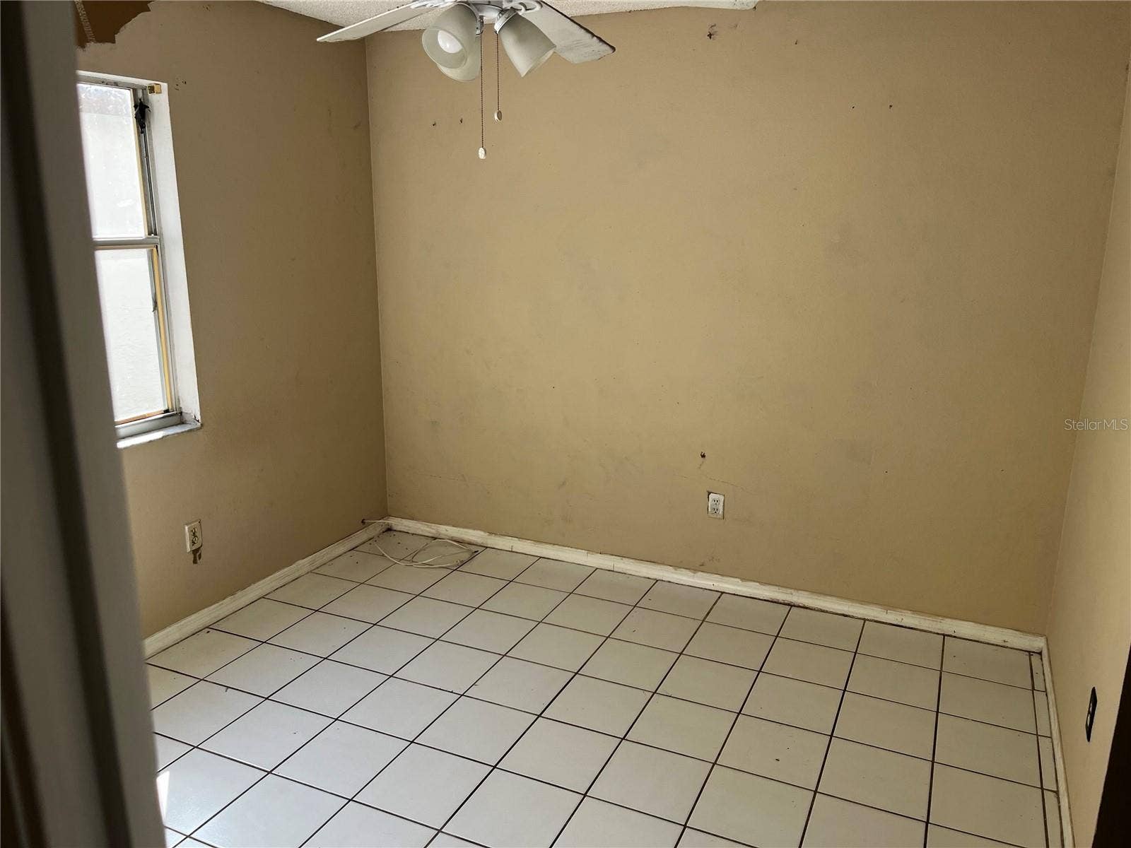 1890 FEATHER TREE CIRCLE, Clearwater, FL 33765 1890 FEATHER TREE CIRCLE, Clearwater, FL 33765