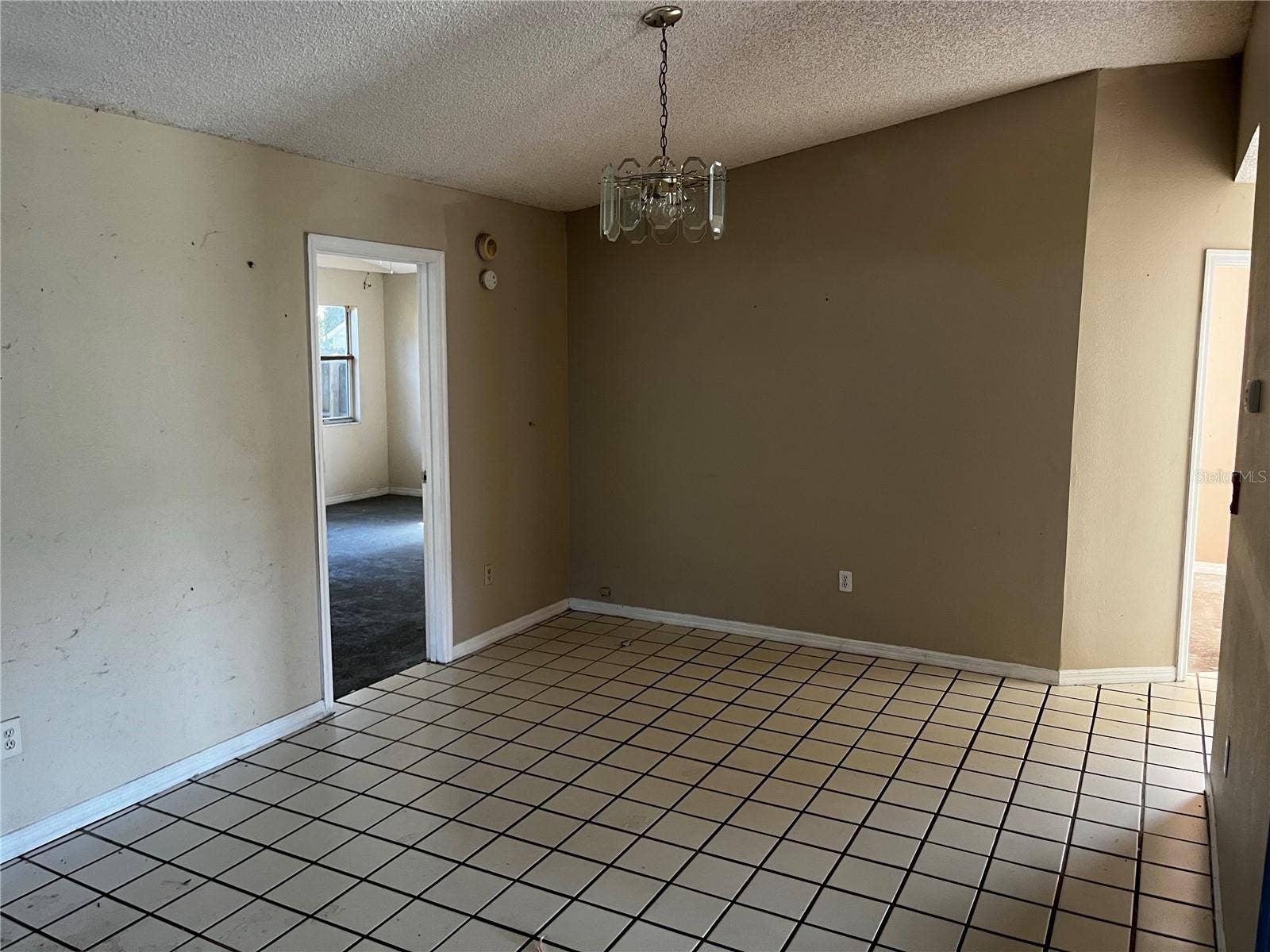 1890 FEATHER TREE CIRCLE, Clearwater, FL 33765 1890 FEATHER TREE CIRCLE, Clearwater, FL 33765