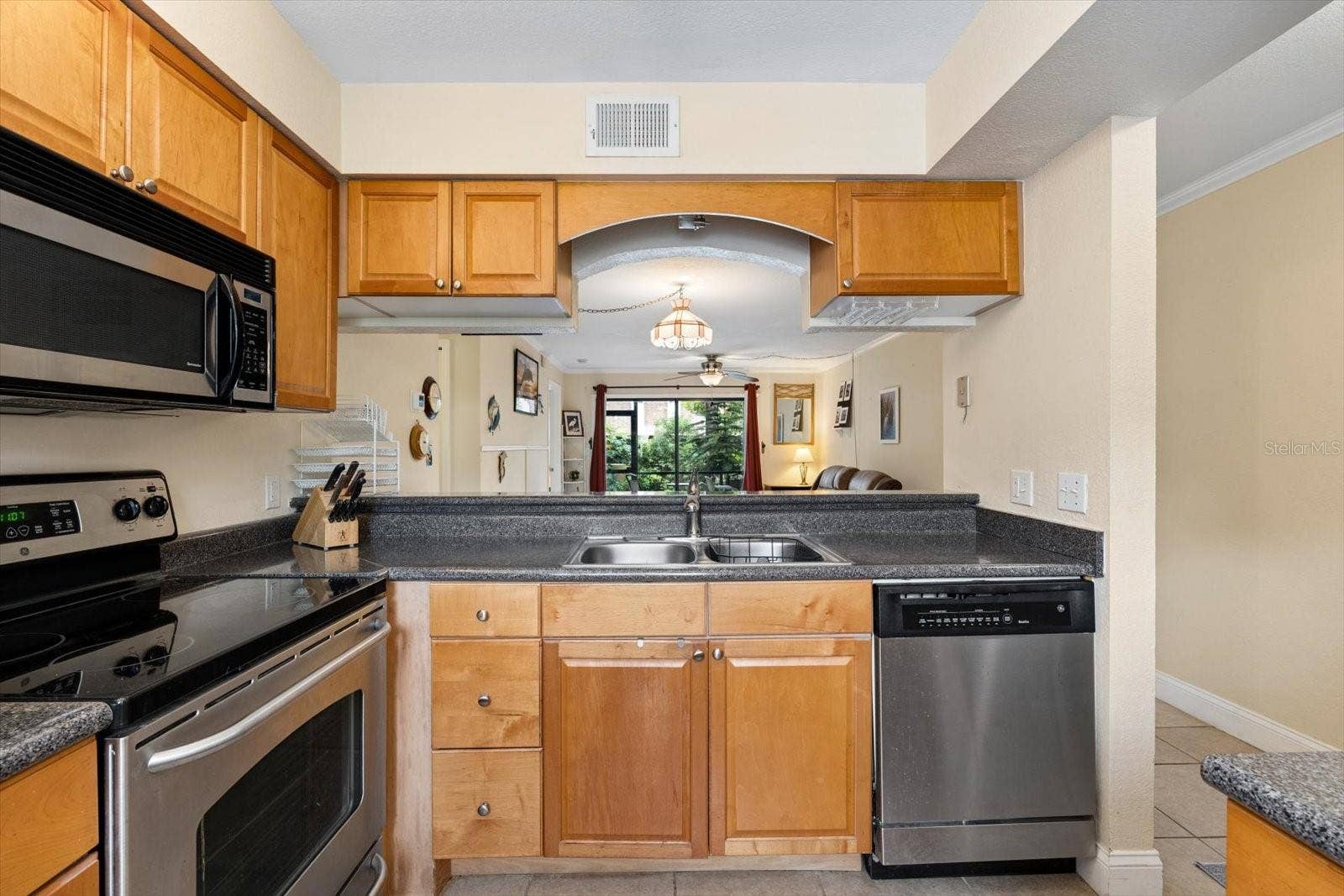 10199 SAILWINDS BOULEVARD S, #103, Largo, FL 33773