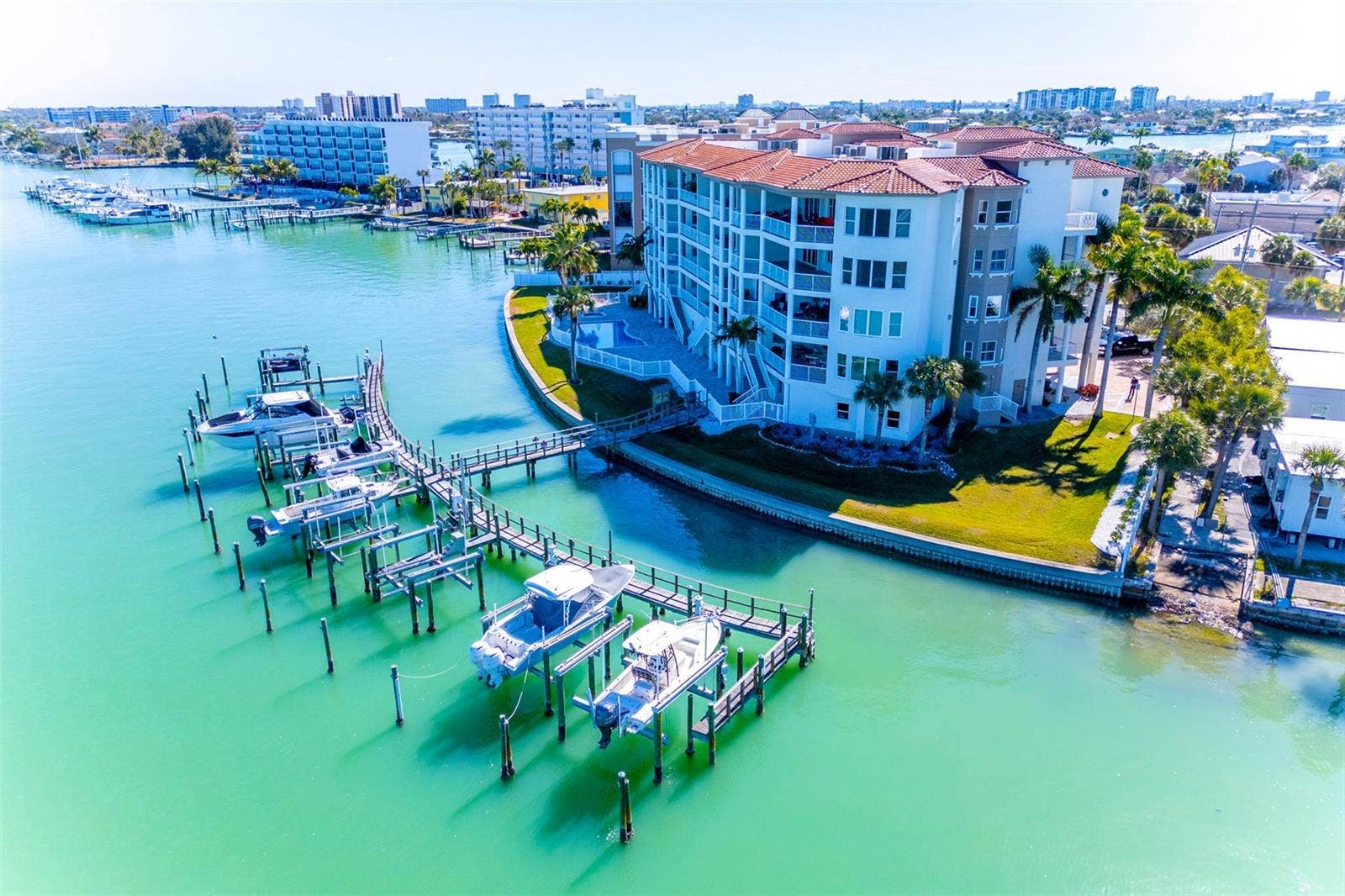 220 108TH AVENUE, #304, Treasure Island, FL 33706 220 108TH AVENUE, #304, Treasure Island, FL 33706