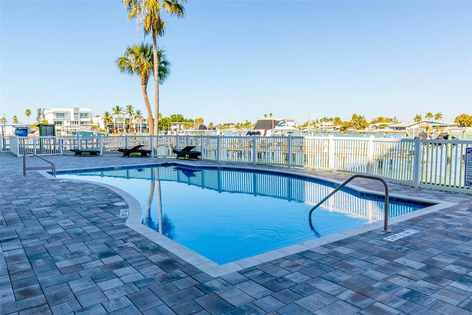 220 108TH AVENUE, #304, Treasure Island, FL 33706 220 108TH AVENUE, #304, Treasure Island, FL 33706