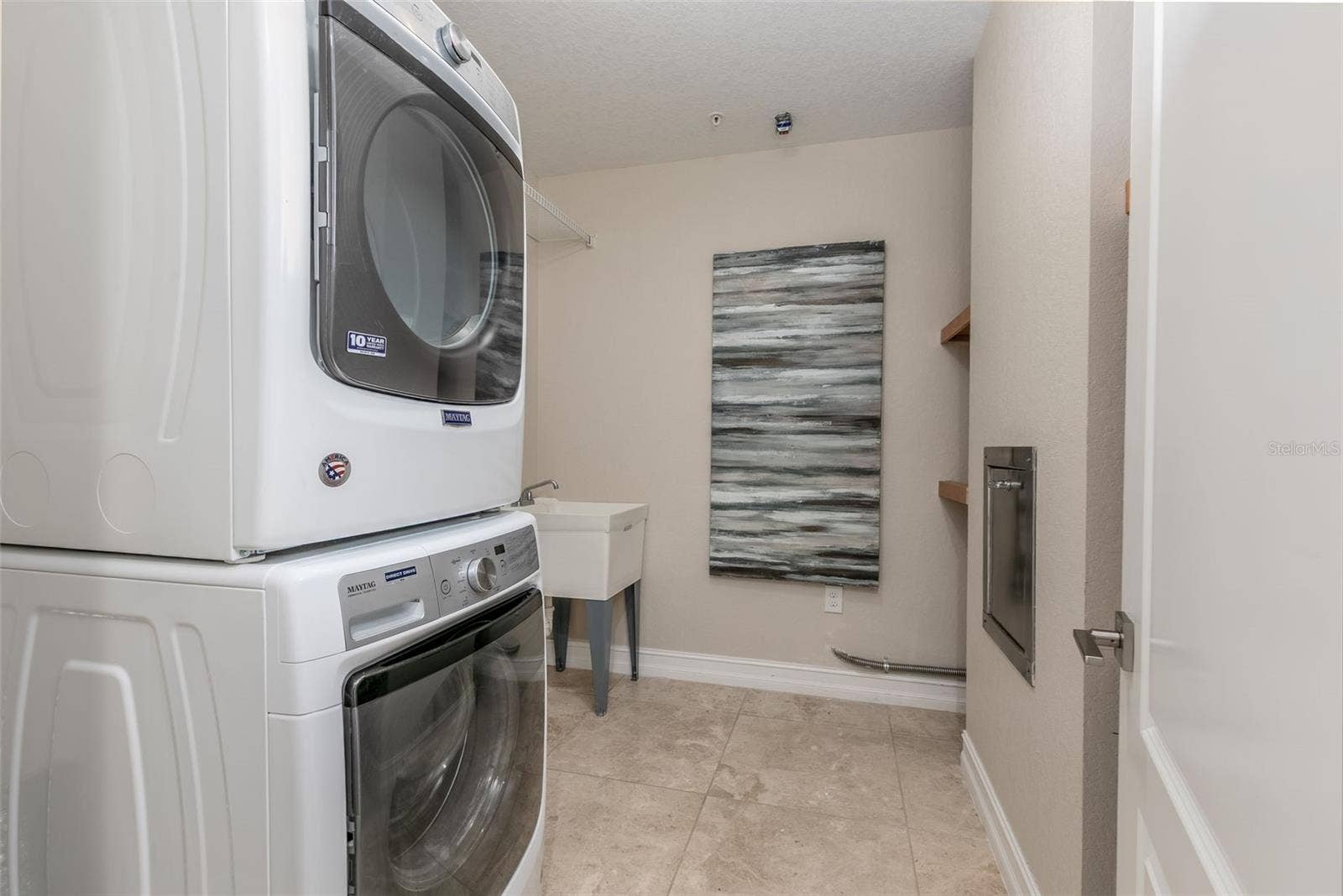220 108TH AVENUE, #304, Treasure Island, FL 33706 220 108TH AVENUE, #304, Treasure Island, FL 33706