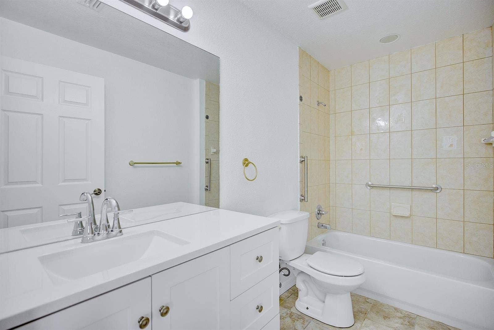 450 ROSE LN, Lake Placid, FL 33852 450 ROSE LN, Lake Placid, FL 33852