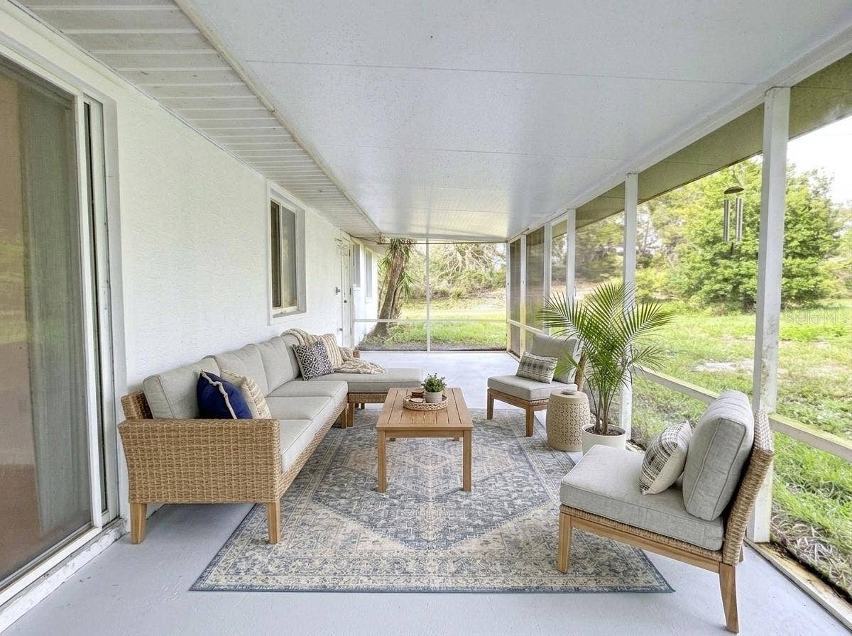 450 ROSE LN, Lake Placid, FL 33852 450 ROSE LN, Lake Placid, FL 33852