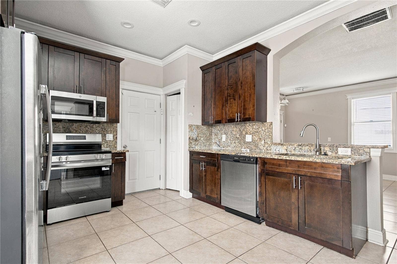 10321 AVELAR RIDGE DRIVE, Riverview, FL 33578 10321 AVELAR RIDGE DRIVE, Riverview, FL 33578