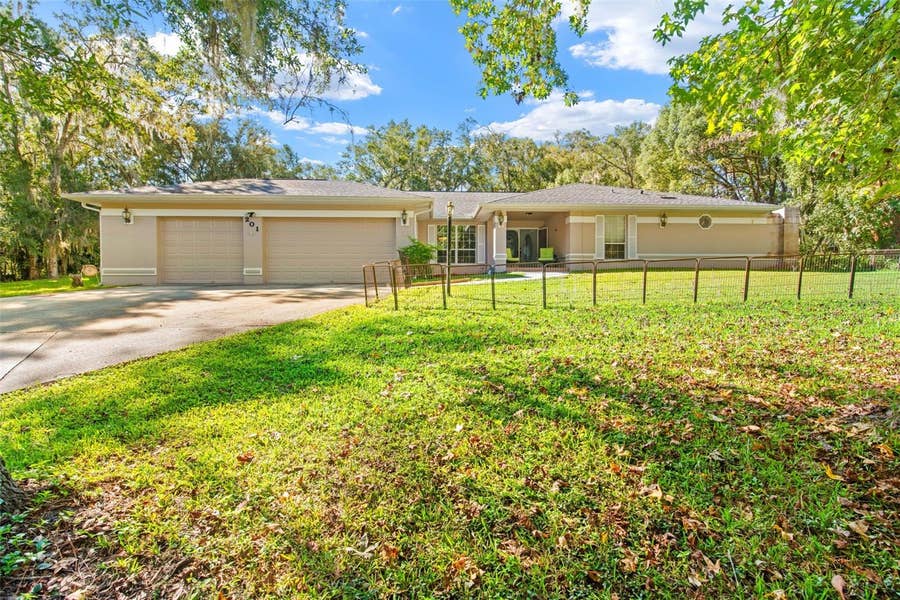 Property photo for 201 SUNSET DRIVE, Brooksville, FL
