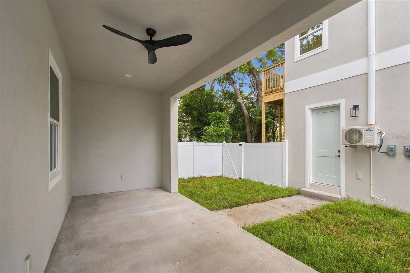 5620 3RD AVENUE N, St Petersburg, FL 33710