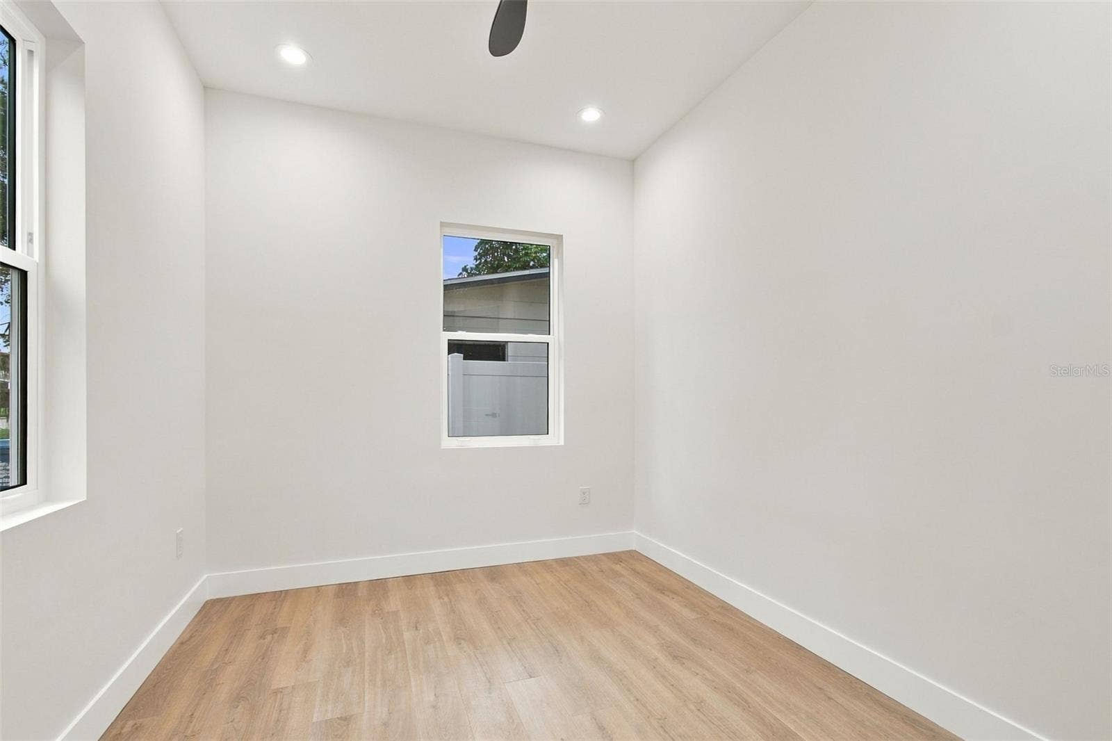 5620 3RD AVENUE N, St Petersburg, FL 33710