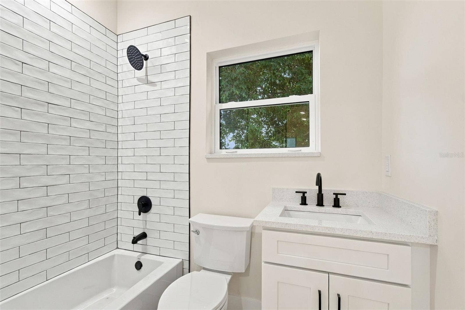 5620 3RD AVENUE N, St Petersburg, FL 33710