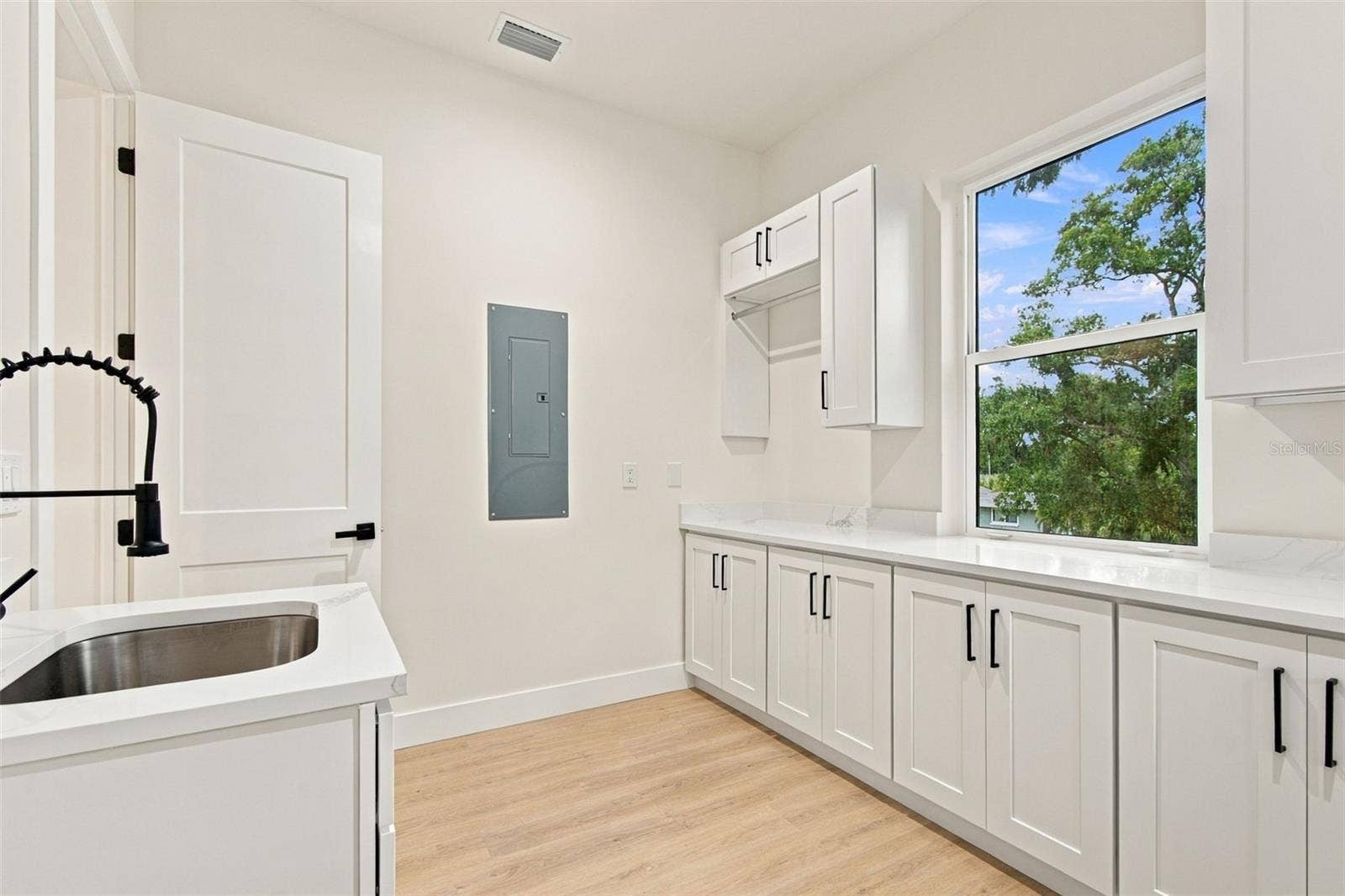 5620 3RD AVENUE N, St Petersburg, FL 33710