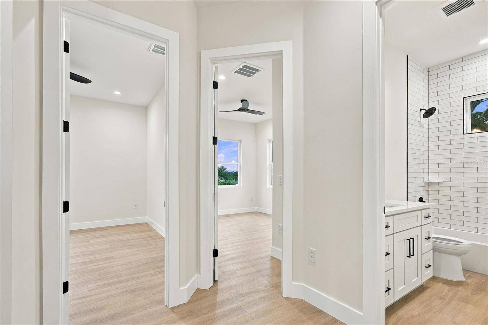 5620 3RD AVENUE N, St Petersburg, FL 33710