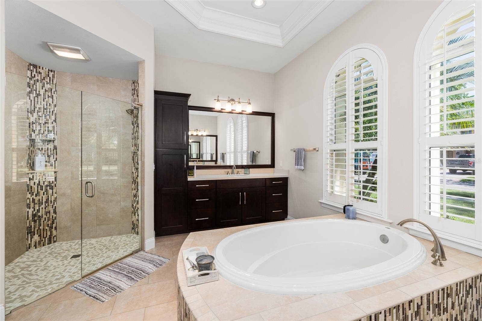 5915 ALANA LEIGH PLACE, Lithia, FL 33547 5915 ALANA LEIGH PLACE, Lithia, FL 33547