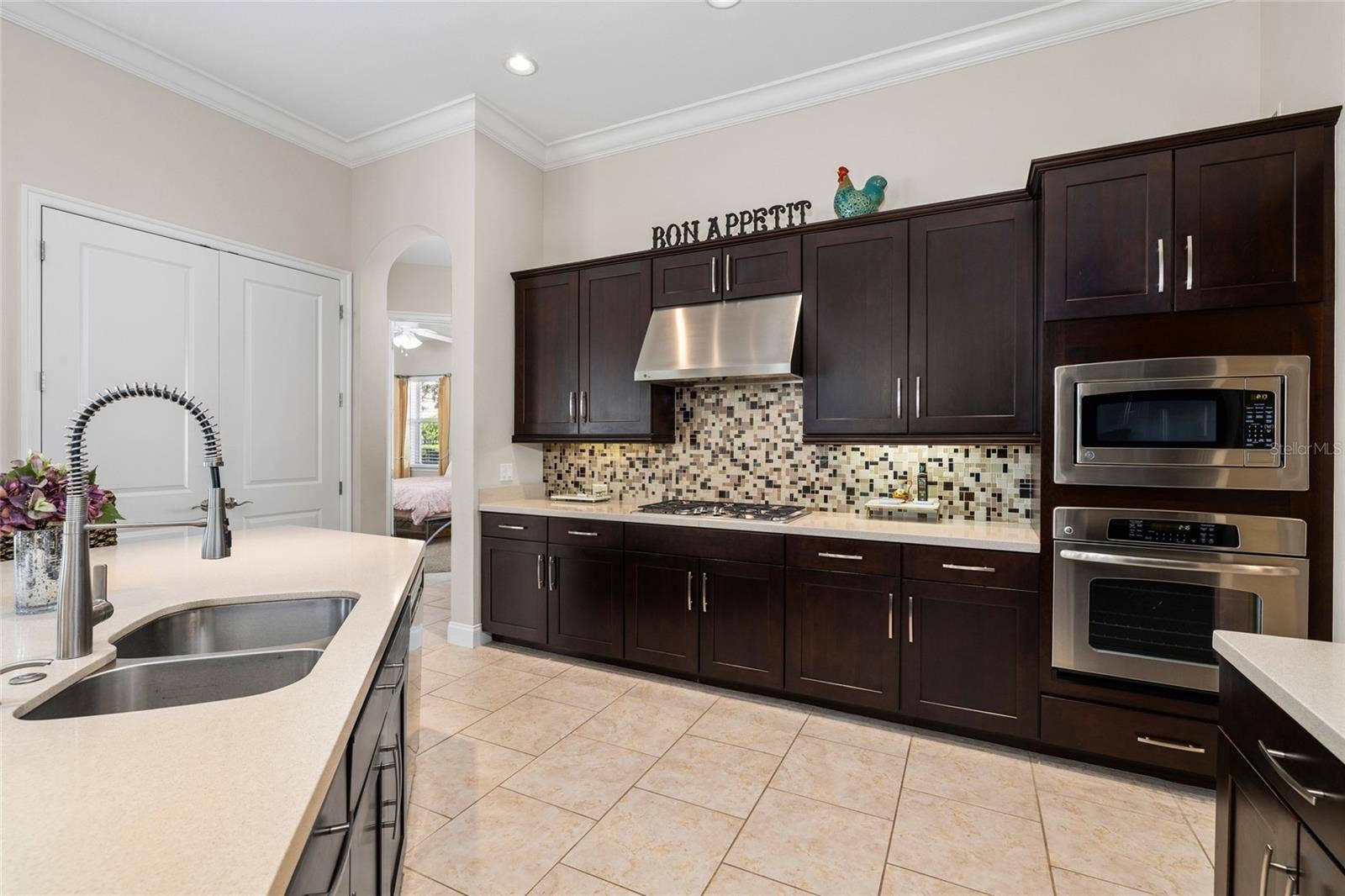 5915 ALANA LEIGH PLACE, Lithia, FL 33547 5915 ALANA LEIGH PLACE, Lithia, FL 33547