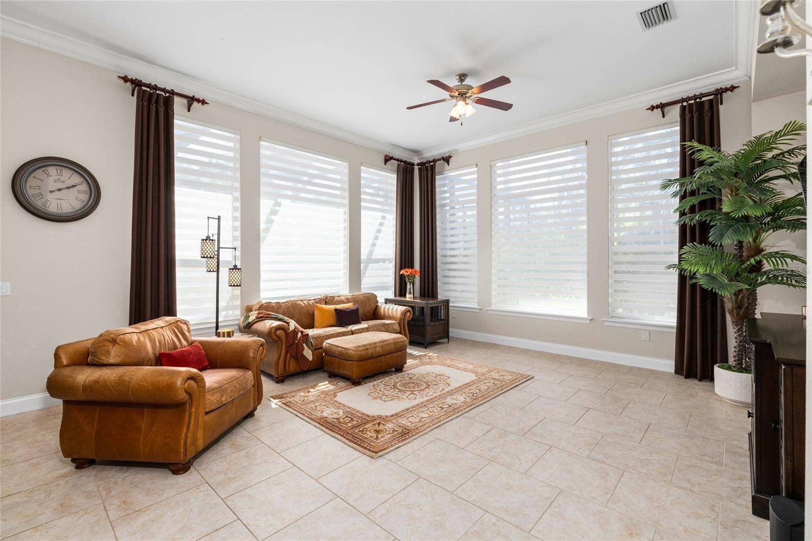 5915 ALANA LEIGH PLACE, Lithia, FL 33547 5915 ALANA LEIGH PLACE, Lithia, FL 33547