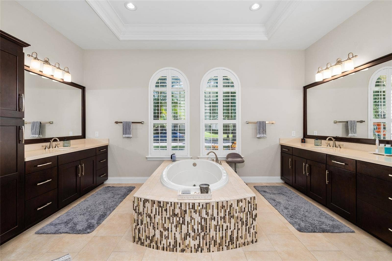 5915 ALANA LEIGH PLACE, Lithia, FL 33547 5915 ALANA LEIGH PLACE, Lithia, FL 33547