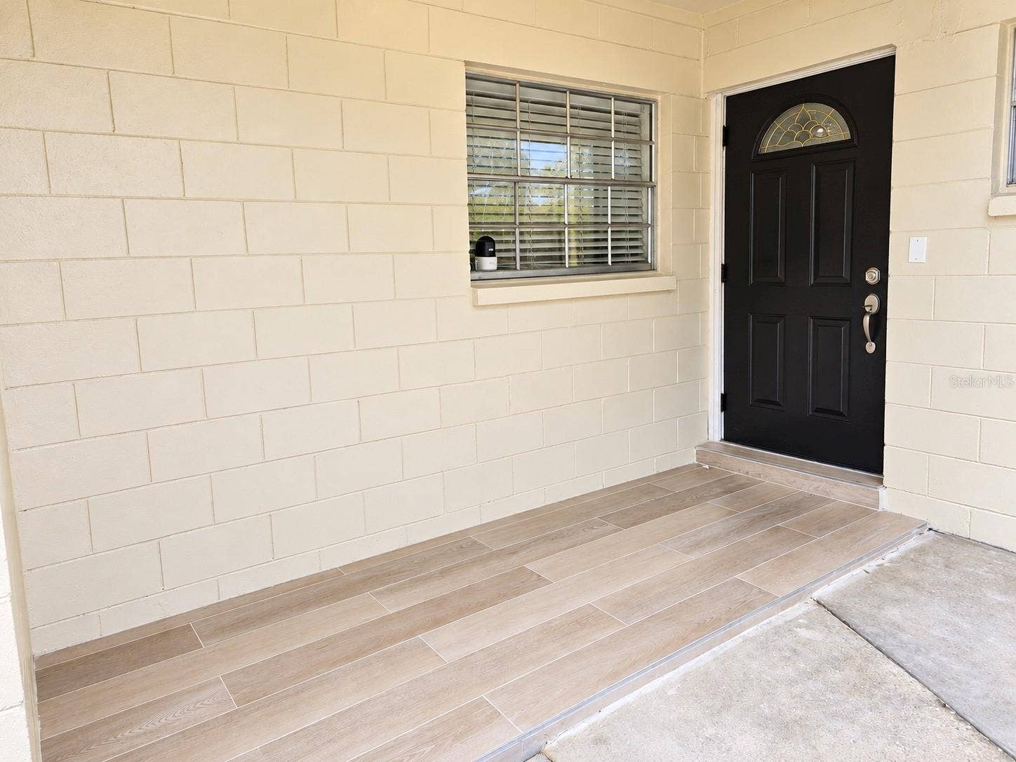 4437 DOLPHIN DRIVE, Tampa, FL 33617 4437 DOLPHIN DRIVE, Tampa, FL 33617