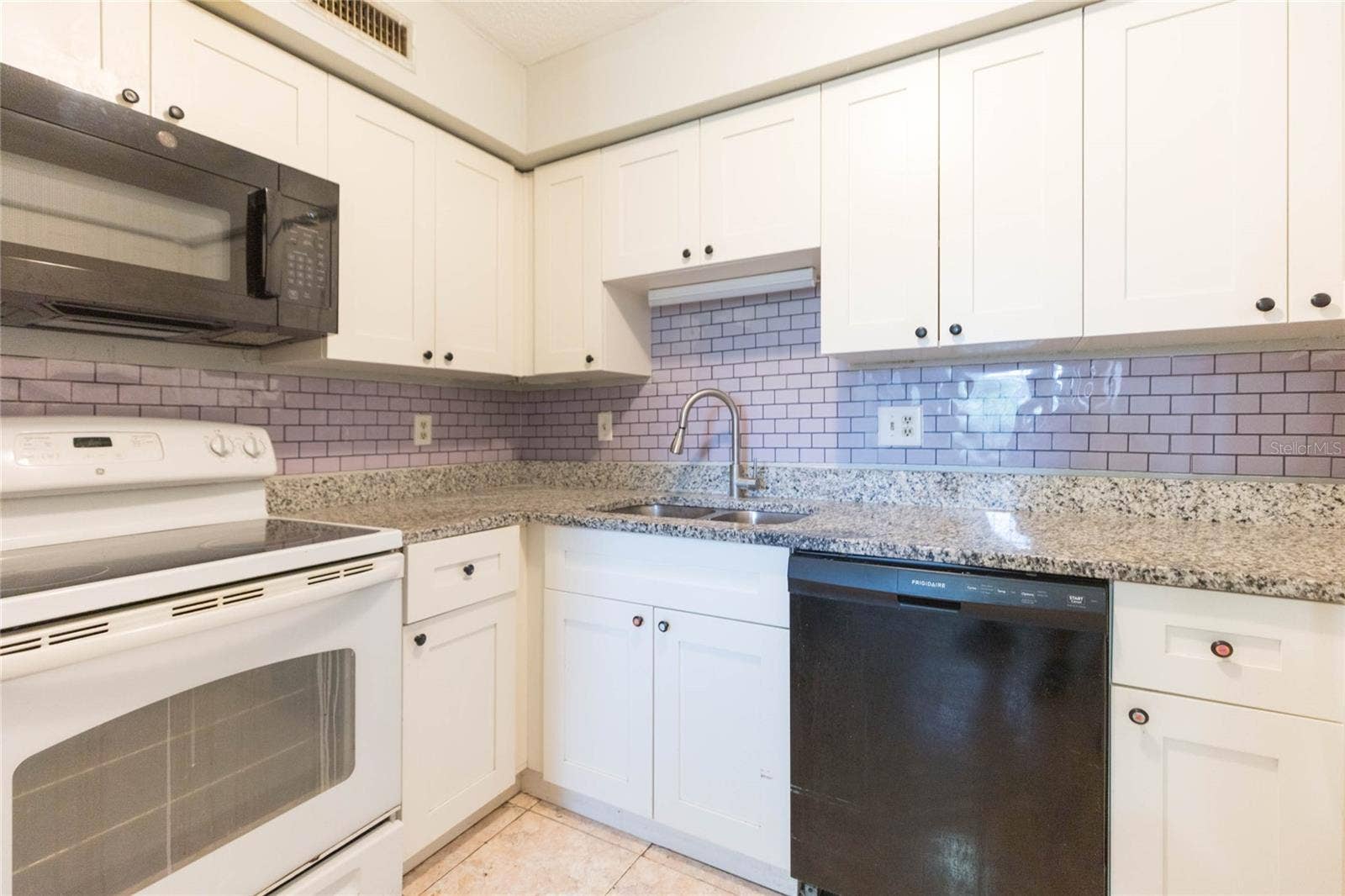 9035 WESTCHESTER CIRCLE, #133, Tampa, FL 33604