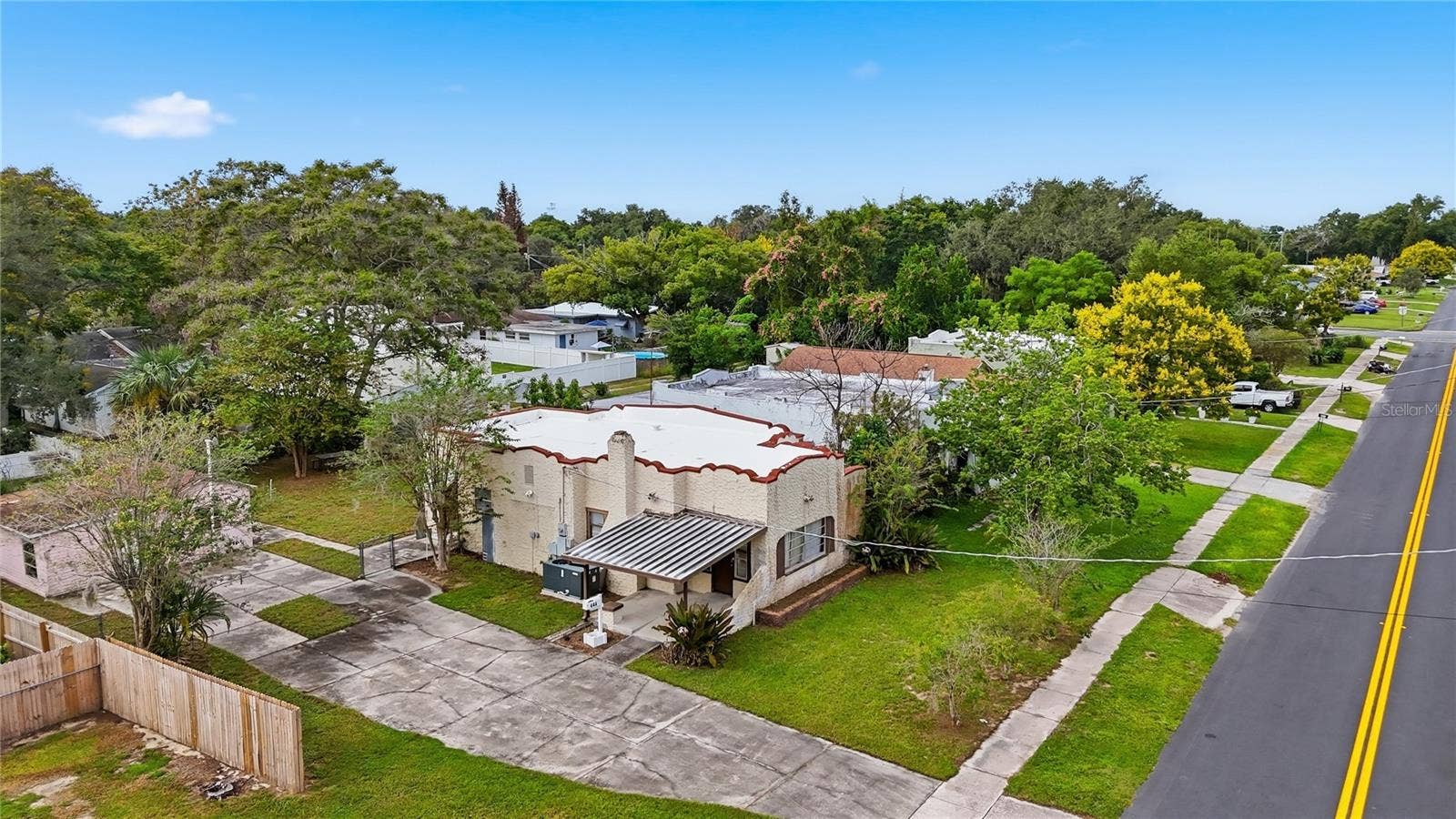 444 AVENUE I SE, Winter Haven, FL 33880 444 AVENUE I SE, Winter Haven, FL 33880