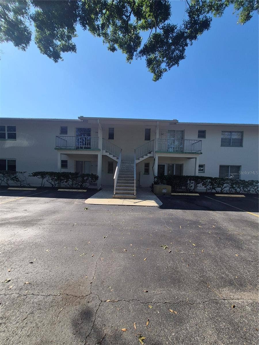 8301 BARDMOOR BOULEVARD, #209, Seminole, FL 33777 8301 BARDMOOR BOULEVARD, #209, Seminole, FL 33777