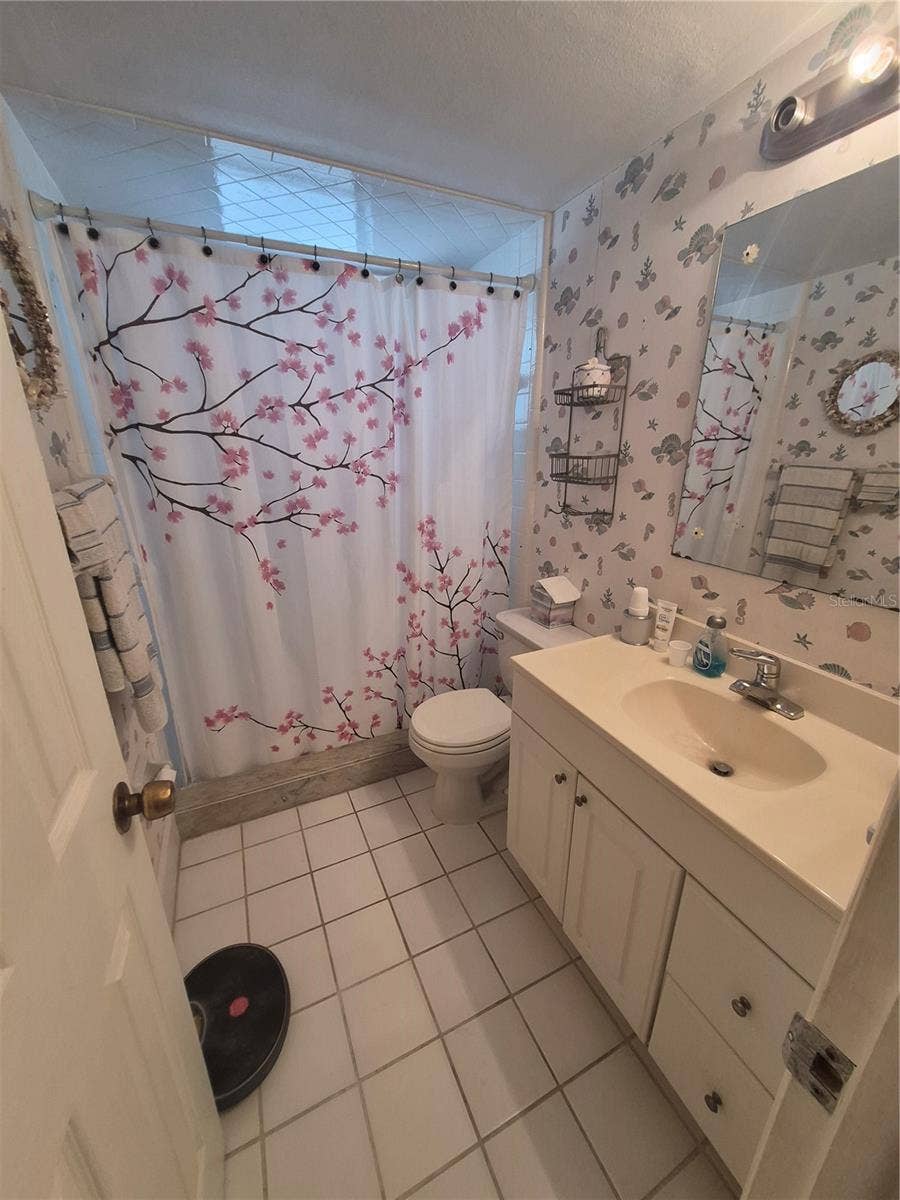 8301 BARDMOOR BOULEVARD, #209, Seminole, FL 33777 8301 BARDMOOR BOULEVARD, #209, Seminole, FL 33777