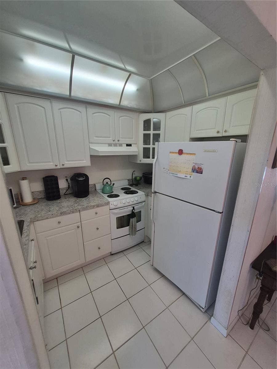 8301 BARDMOOR BOULEVARD, #209, Seminole, FL 33777 8301 BARDMOOR BOULEVARD, #209, Seminole, FL 33777