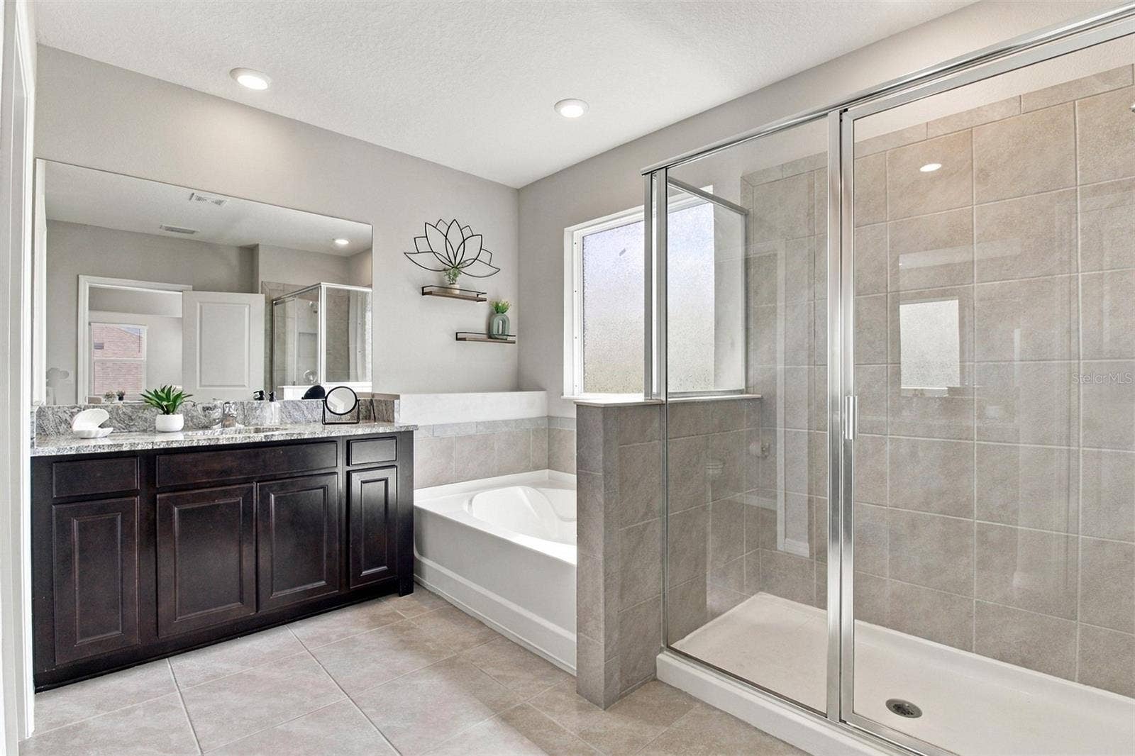1510 TROPICAL OASIS AVENUE, Plant City, FL 33565