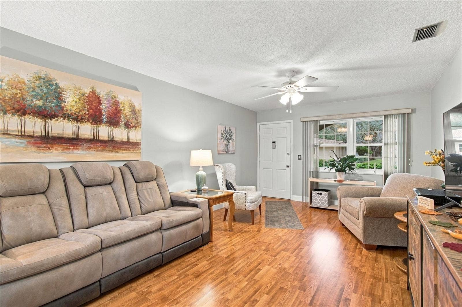 11200 102ND AVENUE, #116, Seminole, FL 33778 Living Room
