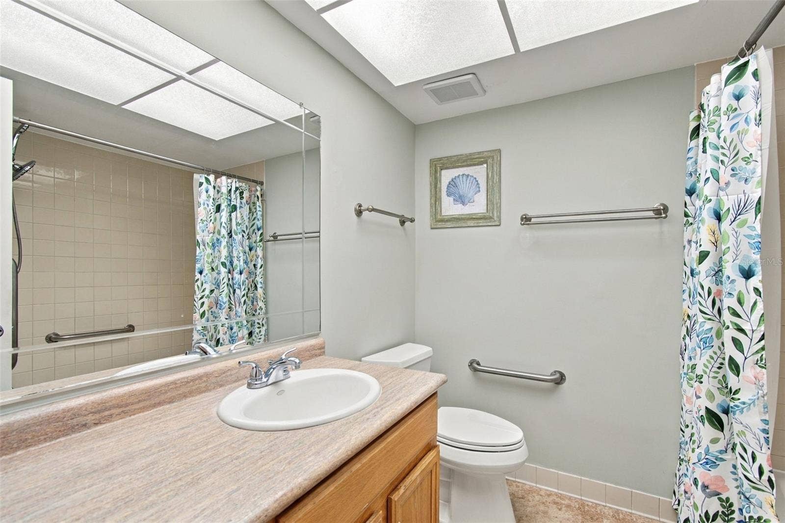11200 102ND AVENUE, #116, Seminole, FL 33778 Bath
