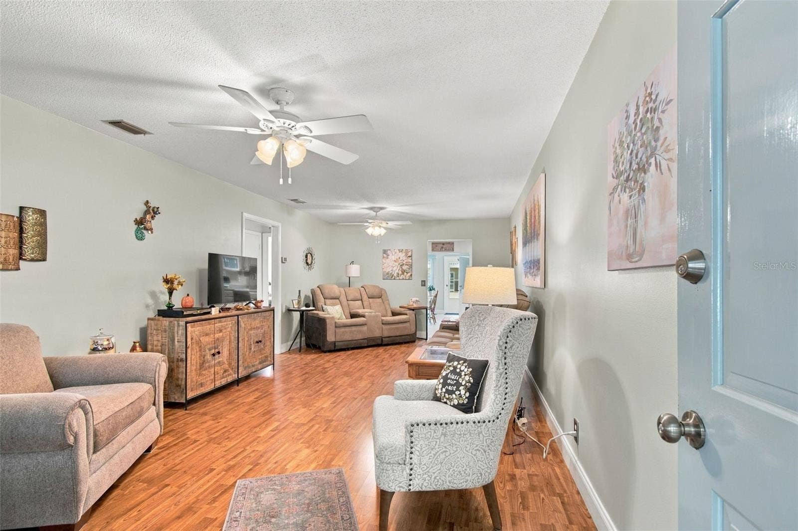 11200 102ND AVENUE, #116, Seminole, FL 33778 Living Room