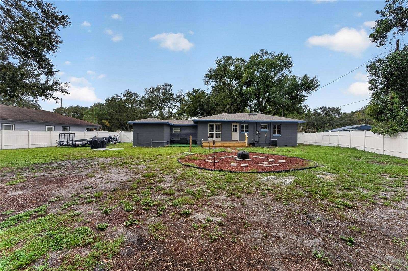 627 HOLLY PLACE, Lakeland, FL 33801 627 HOLLY PLACE, Lakeland, FL 33801