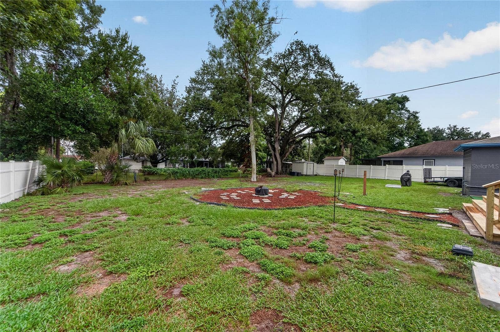 627 HOLLY PLACE, Lakeland, FL 33801 627 HOLLY PLACE, Lakeland, FL 33801