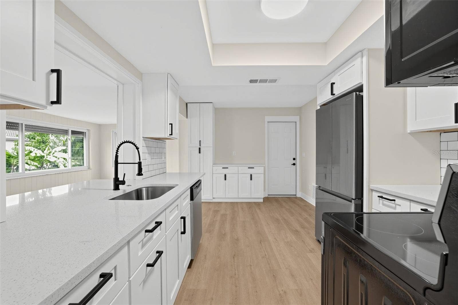 9640 45TH STREET N, Pinellas Park, FL 33782 Kitchen