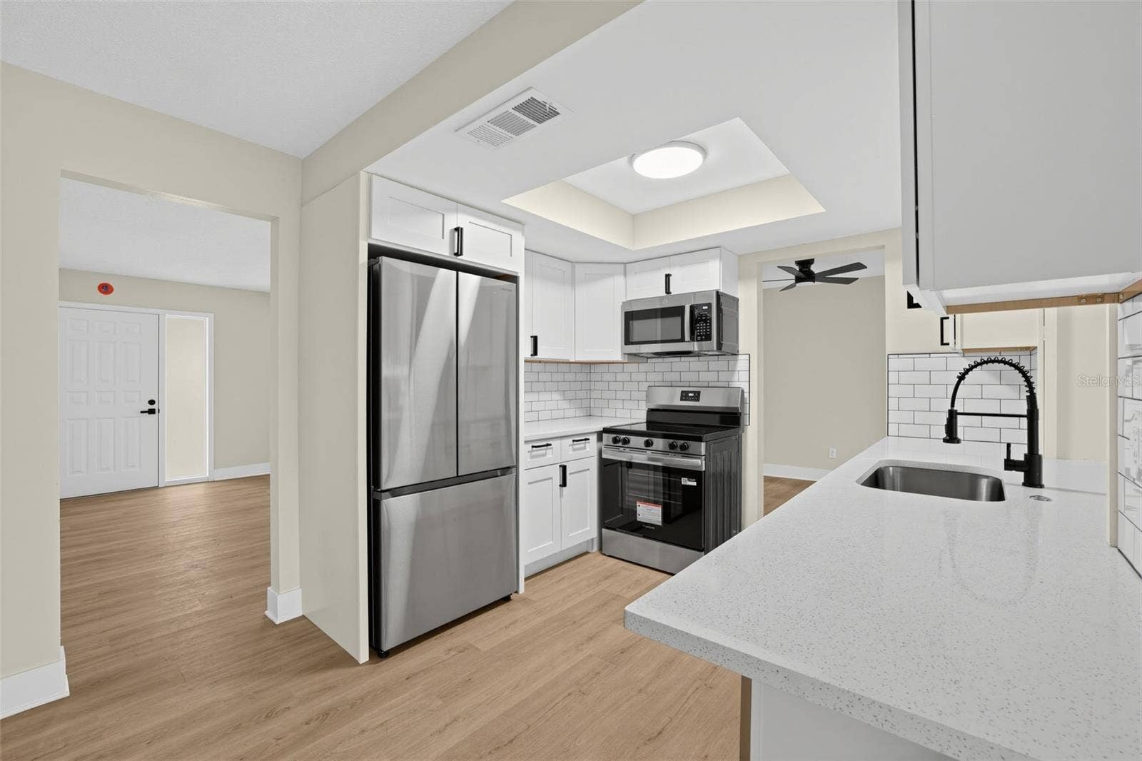 9640 45TH STREET N, Pinellas Park, FL 33782 Kitchen