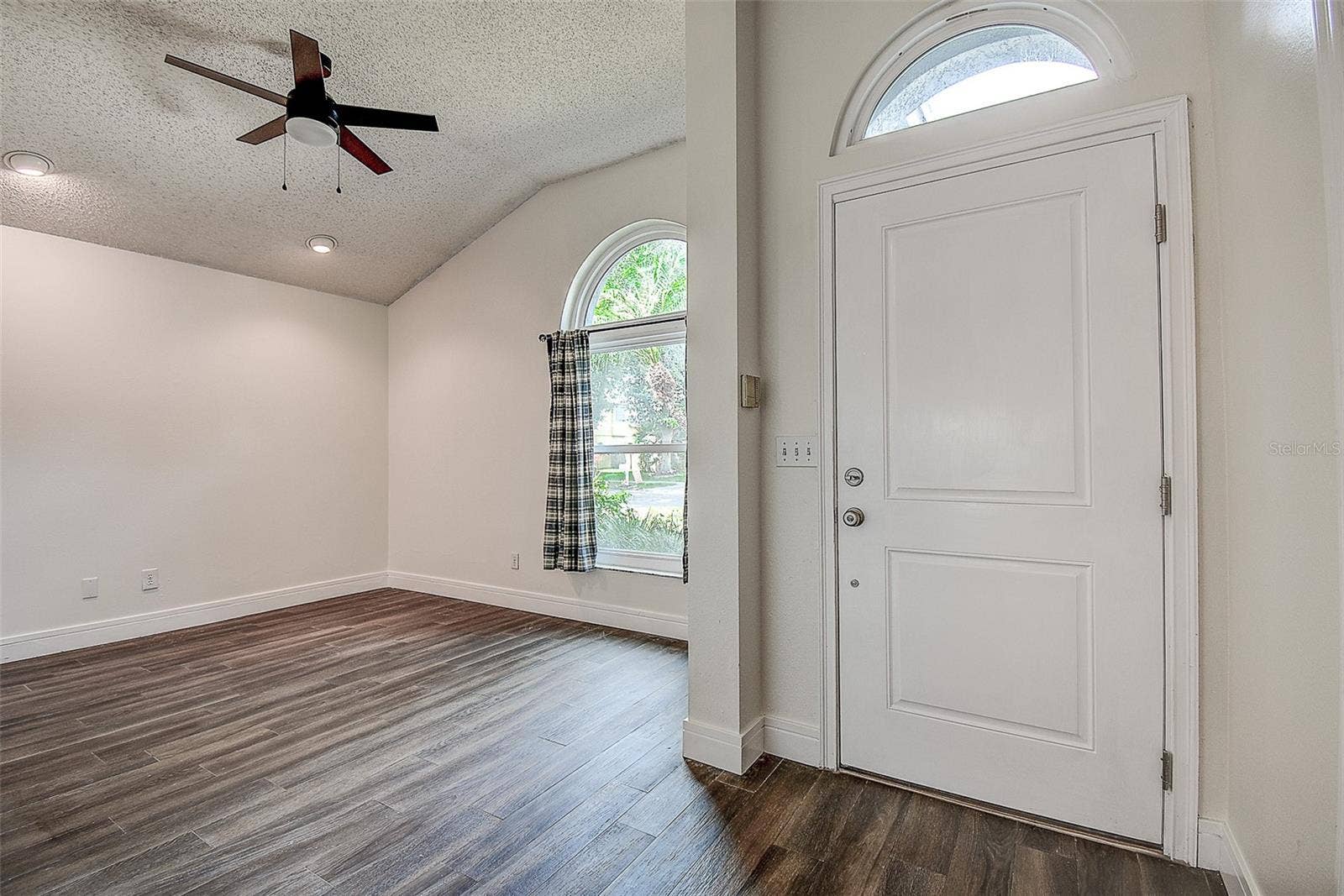 1709 SCOTCH PINE DRIVE, Brandon, FL 33511 Flex room from the Front door