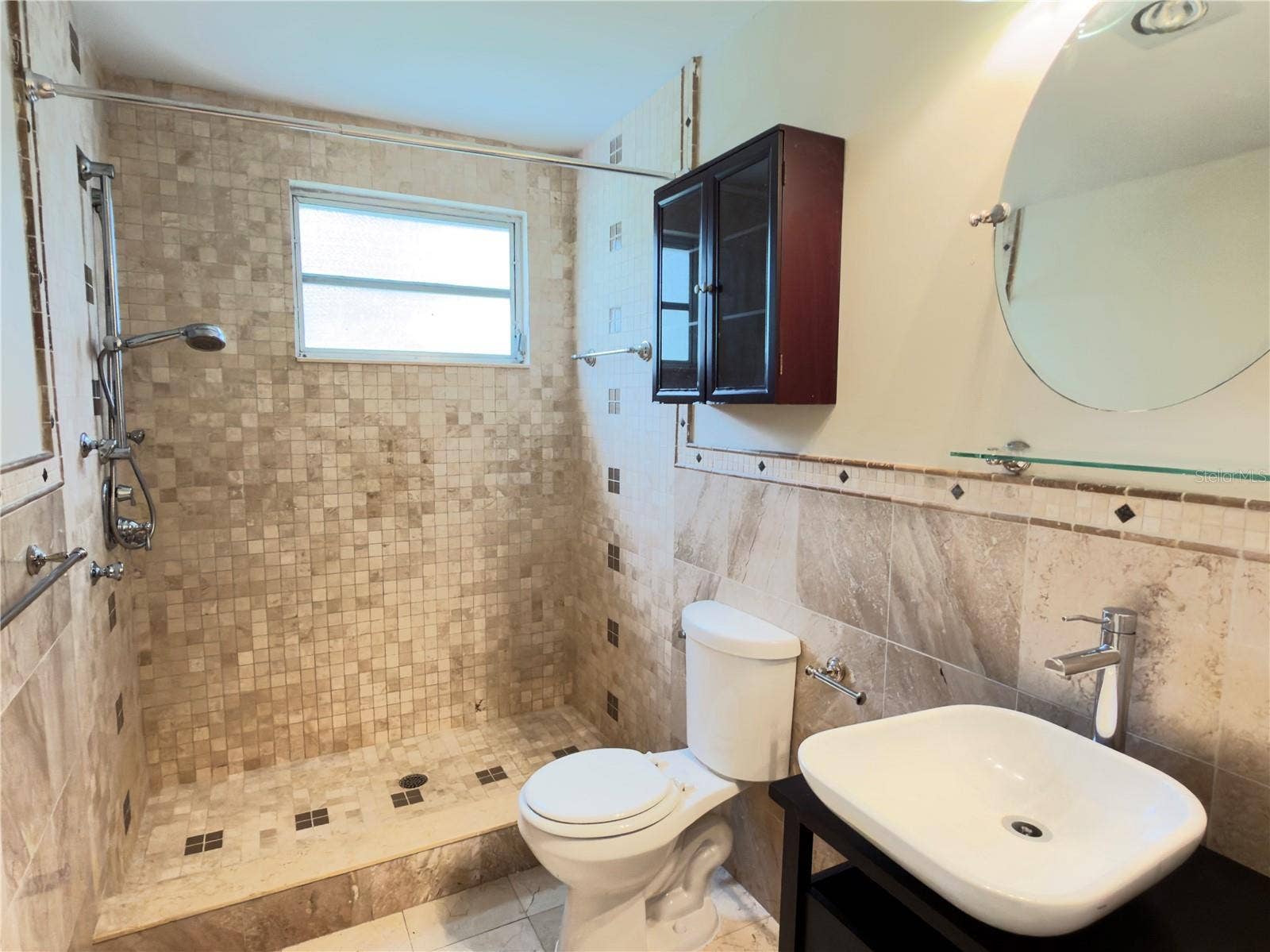 Walk in shower in the primary bath