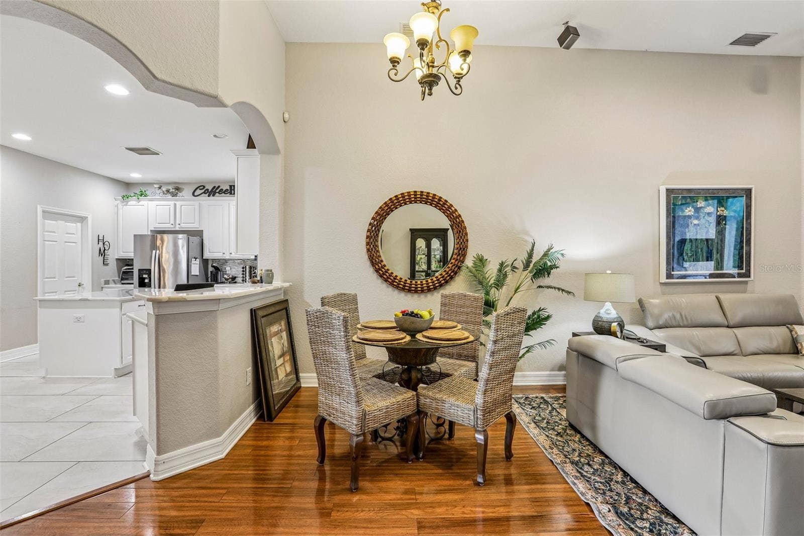 Dining or bar stool area