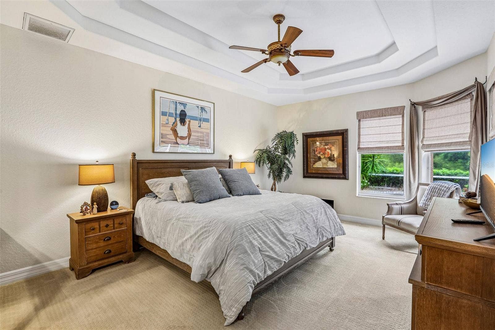 Master BR / trey ceilings
