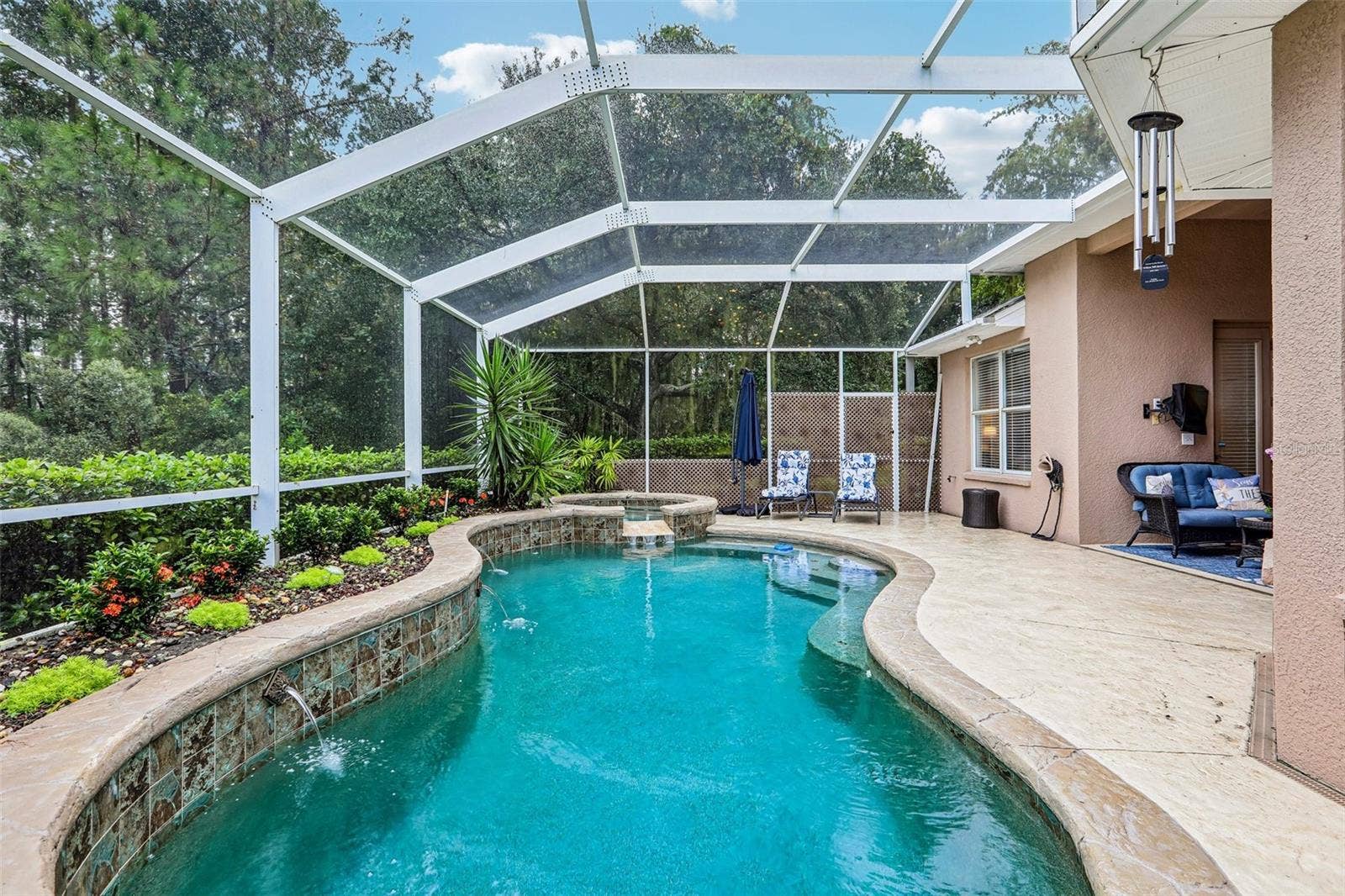 Tropical Pool and Lanai