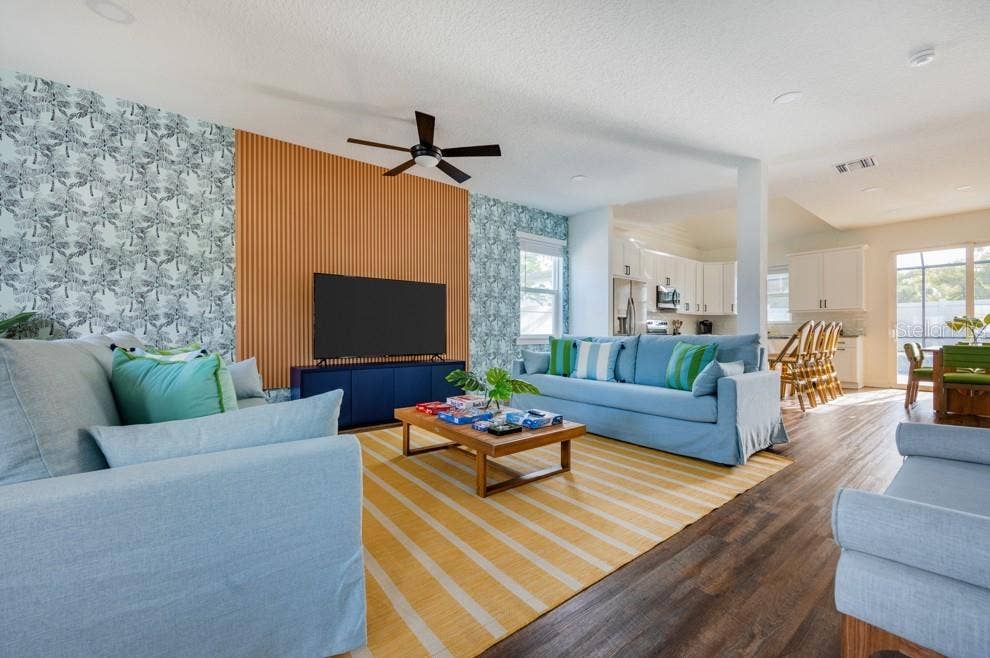 3903 N OLA AVENUE, Tampa, FL 33603