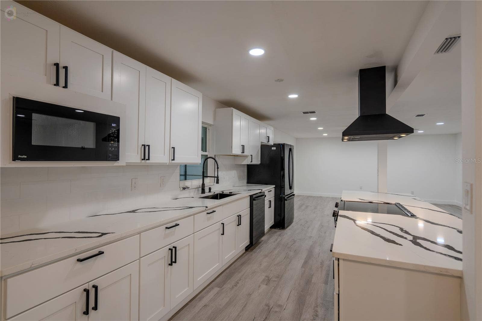 611 ROOKS ROAD, Seffner, FL 33584 611 ROOKS ROAD, Seffner, FL 33584